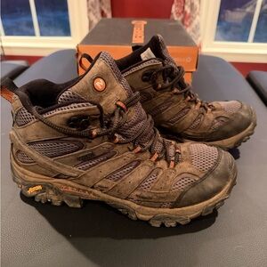 Merrell Moab 2 Mid Waterproof Hiking Boots – Men’s Size 10 | With Box
